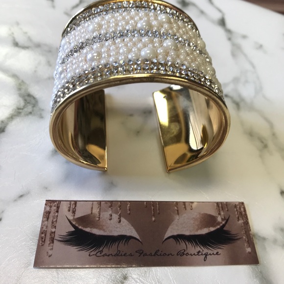 ‼️ Gold Silver Rhinestone Pearl Cufflet Bracelet - Picture 2 of 8